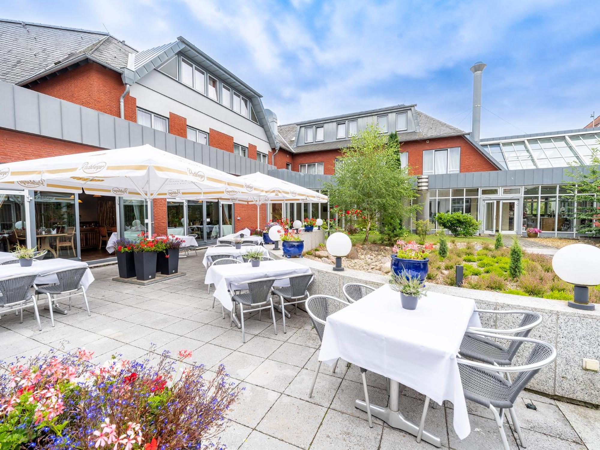 Best Western Hotel Heidehof ヘルマンスブルク エクステリア 写真