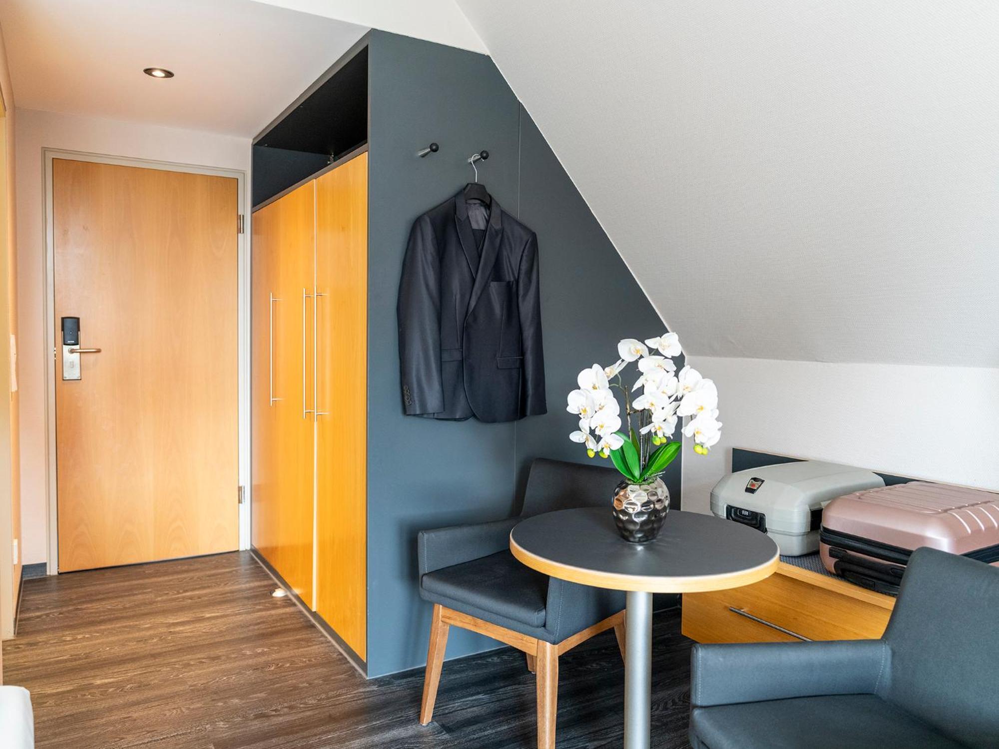 Best Western Hotel Heidehof ヘルマンスブルク エクステリア 写真