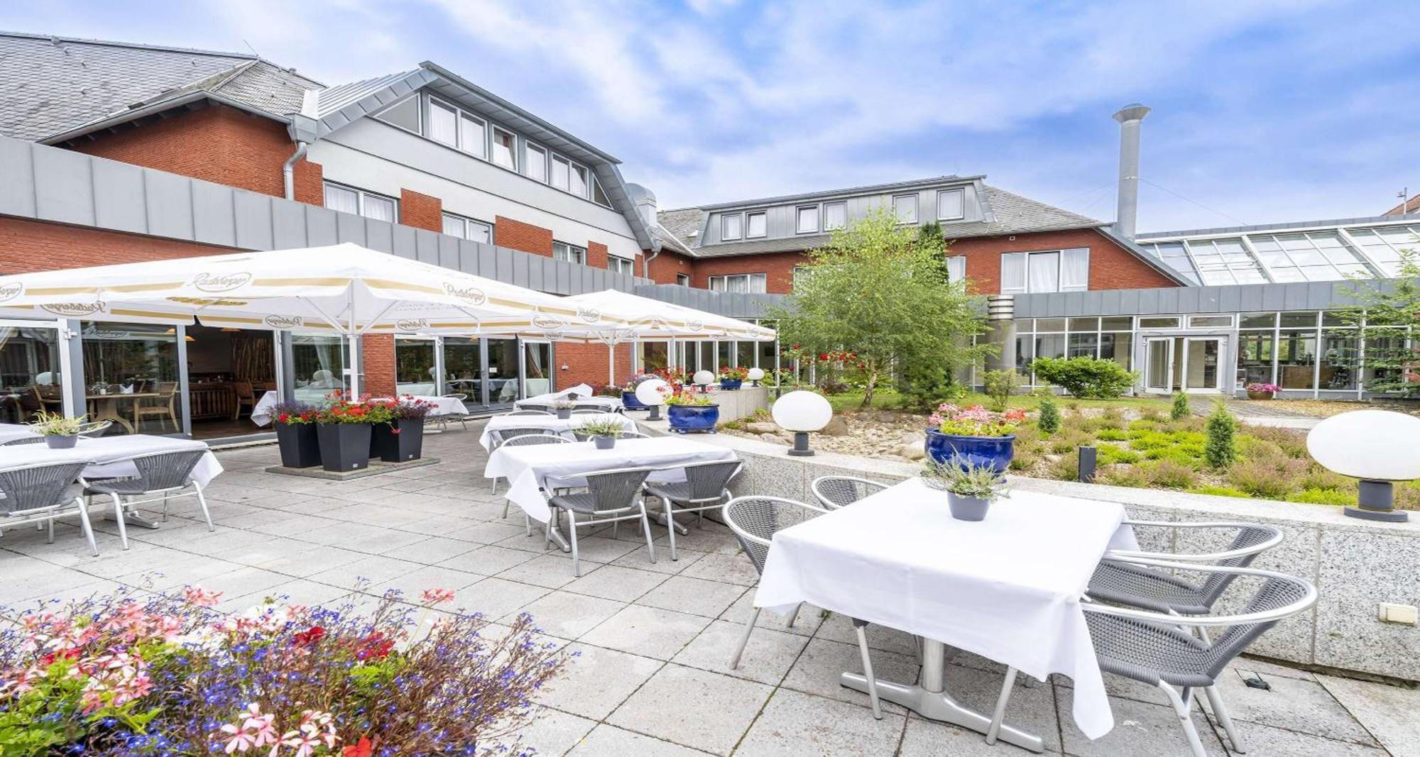 Best Western Hotel Heidehof ヘルマンスブルク エクステリア 写真